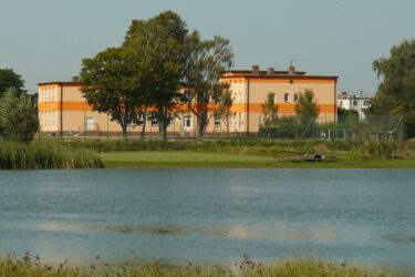 Szkoła w Szczepanowie